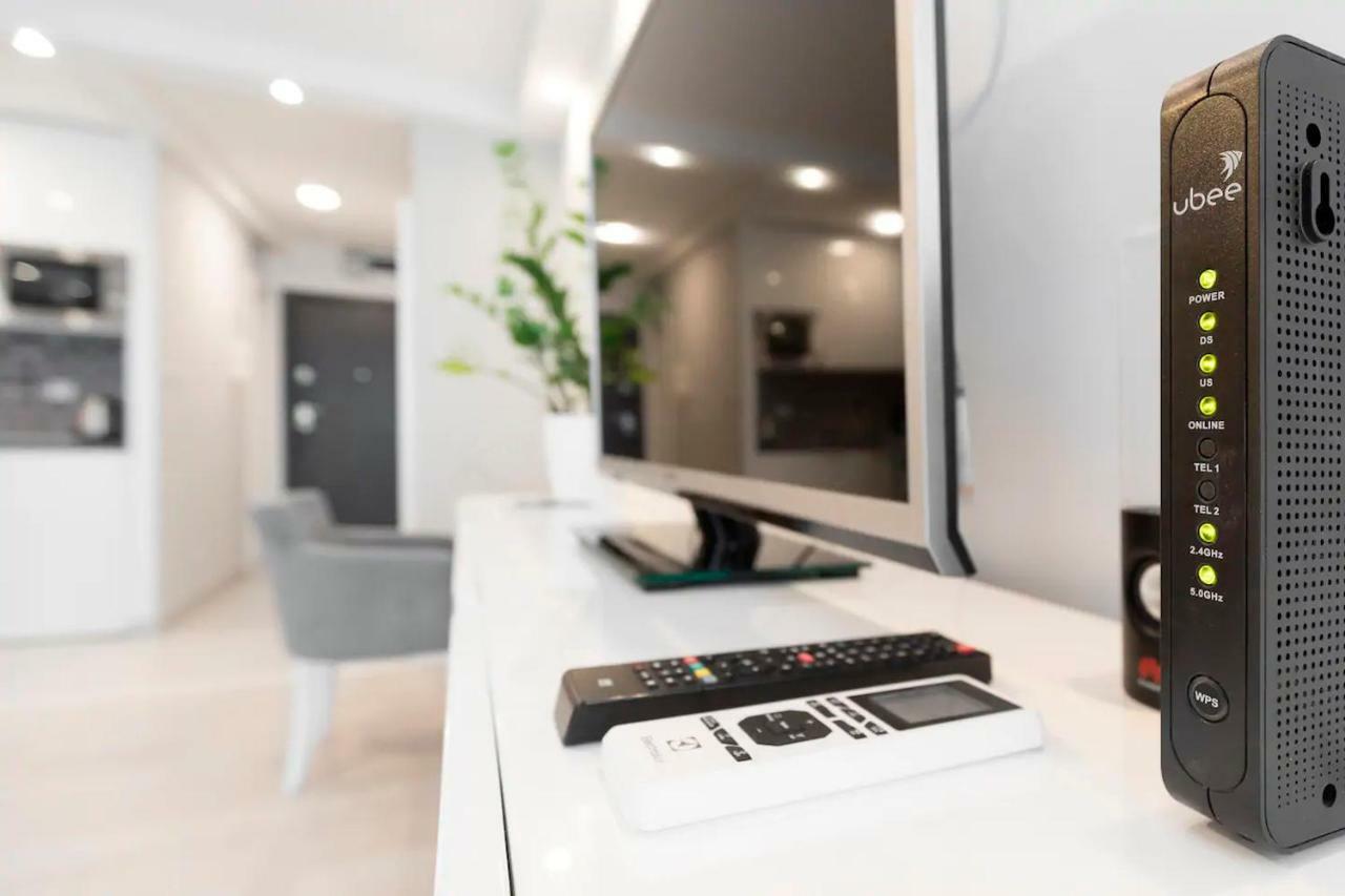 Penthouse "Sky 17" S Balkonom I Besplatnim Parkingom Apartment Zagreb Ngoại thất bức ảnh