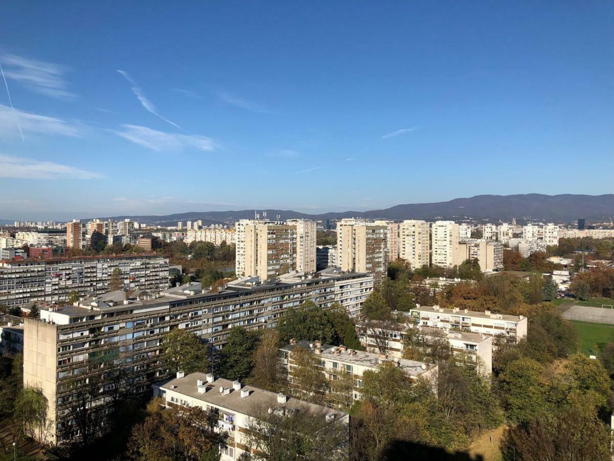 Penthouse "Sky 17" S Balkonom I Besplatnim Parkingom Apartment Zagreb Ngoại thất bức ảnh